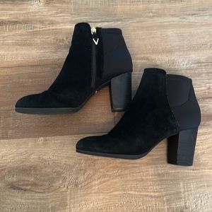 Vionic Perk Whitney Heeled Ankle Boot Black Suede Fabric Sz 8